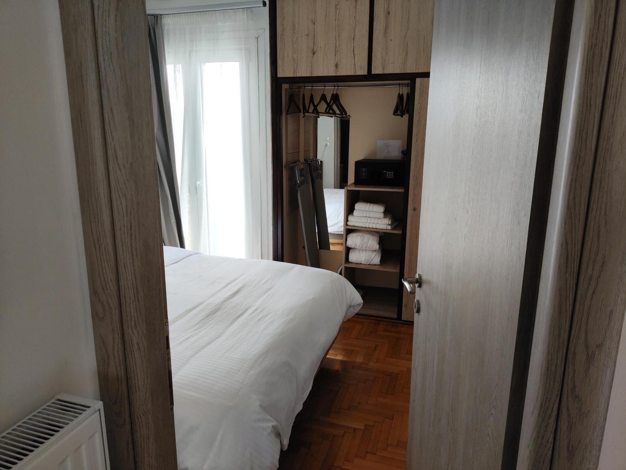 Ulysses Apartments Acropolis Athén Szoba fotó